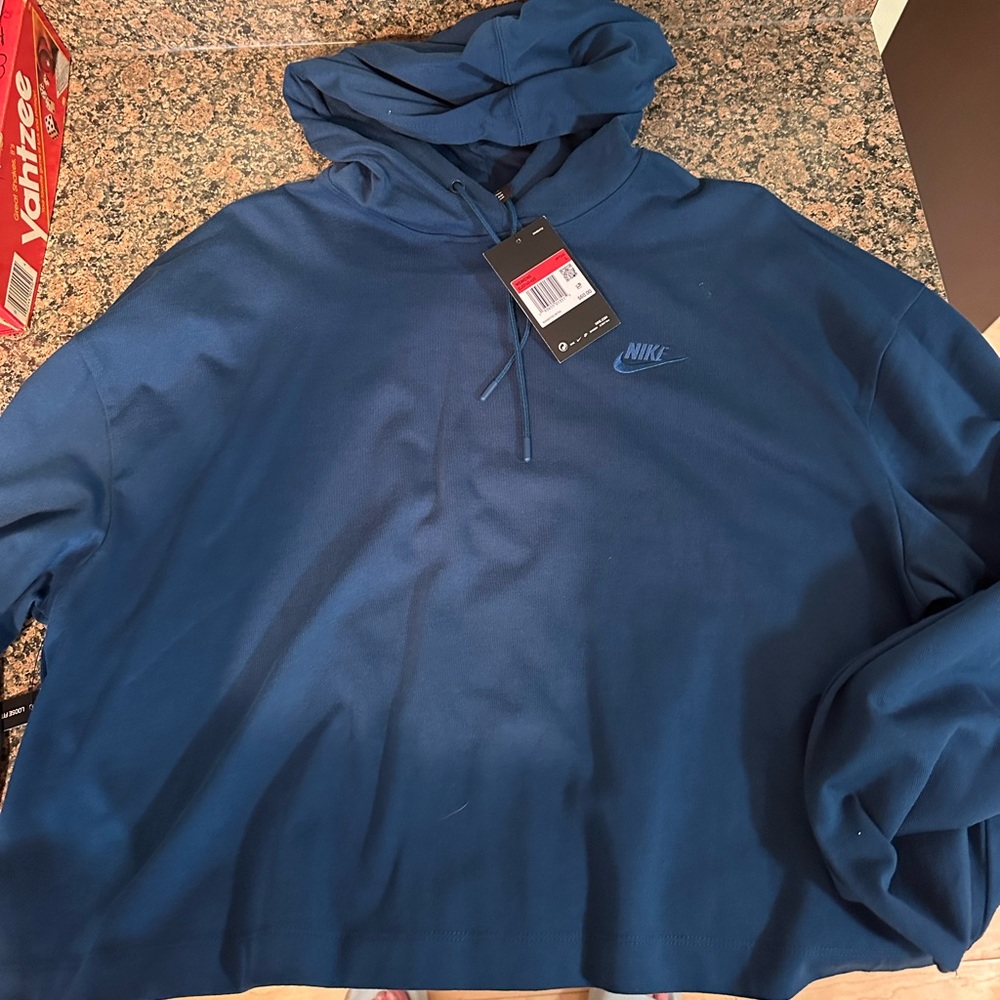 Nike women’s hoodie